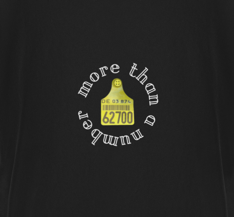 more than a number - Damen T-Shirt Slim Fit
