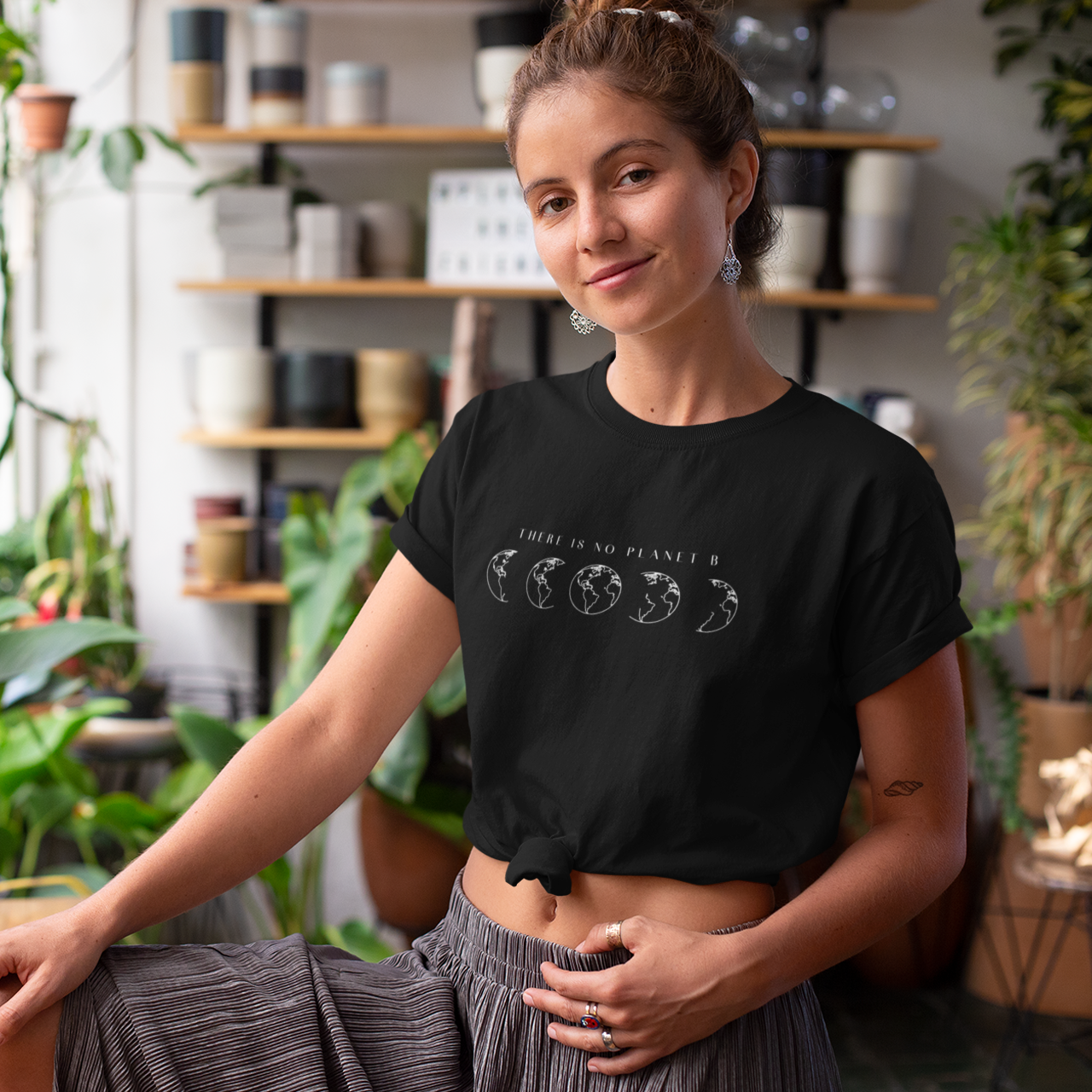 There is no Planet B - Damen T-Shirt Slim Fit