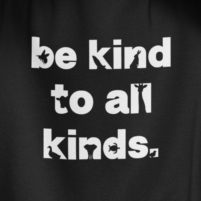 be kind to all kinds. - Herren T-Shirt